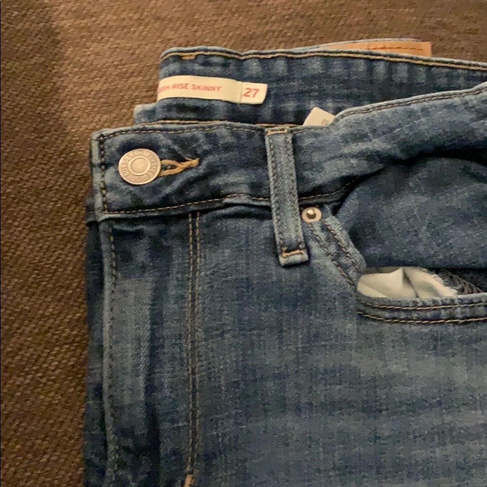 Levi’s women high rise pants